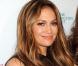 Jennifer Lopez : Sobre et chic au côté de sa soeur pour honorer les mamans