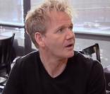 Gordon Ramsay abandonne : Insultes, vols... Un vrai cauchemar en cuisine !