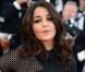 Leïla Bekhti foule le tapis rouge du Palais Des Festivals pour la projection du film Le Passé. Cannes, le 17 mars 2013.