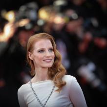 Jessica Chastain à la montée des marches pour Cléôpatre au Palais des Festivals à Cannes, le 21 mai 2013.
