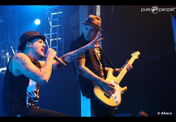 Joel et Benji Madden en concert le 18/07 à Anaheim