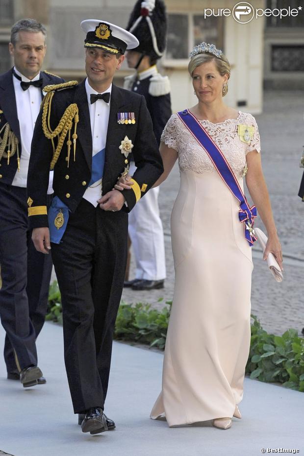 BODA REAL DE MAGDALENA DE SUECIA Y CHRIS O`NEILL 8/06/2013 - Página 34 1150384-prince-edward-et-la-comtesse-sophie-de-620x0-1