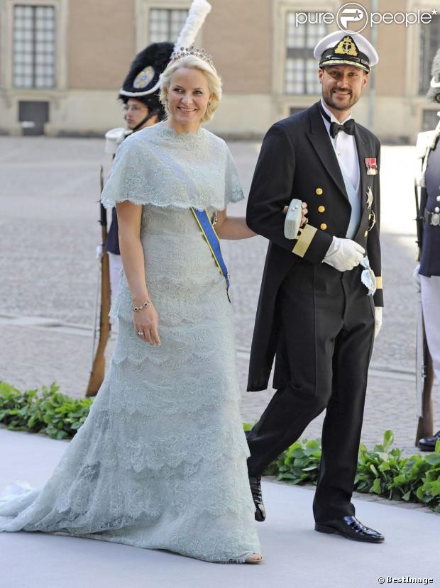 BODA REAL DE MAGDALENA DE SUECIA Y CHRIS O`NEILL 8/06/2013 - Página 34 1150388-la-princess-mette-marit-de-norvege-et-620x0-1