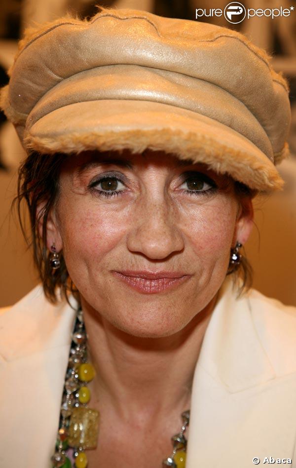 Caroline Loeb