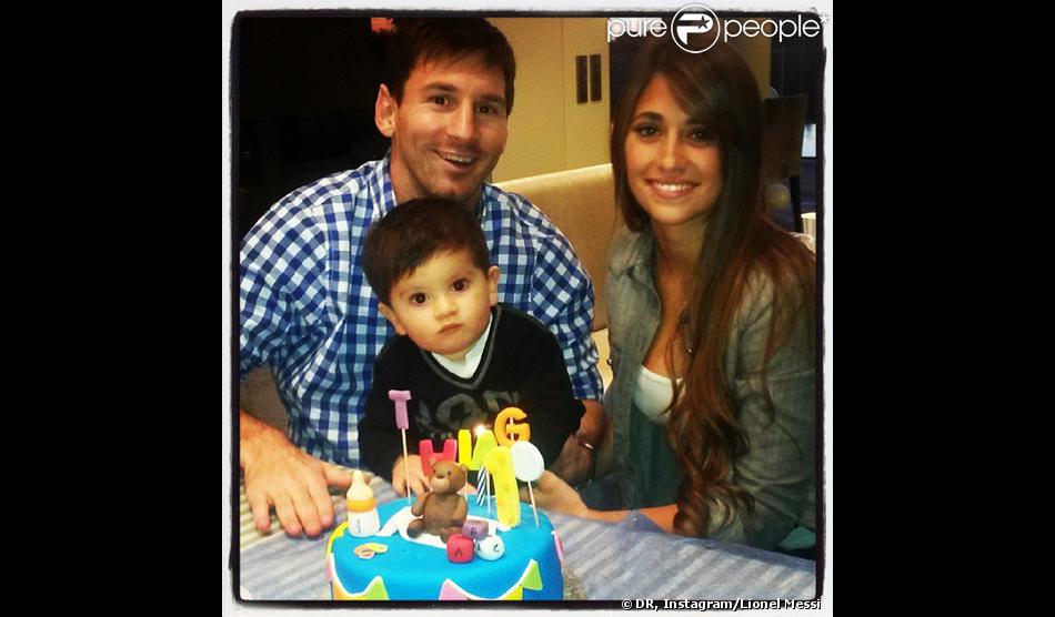 Lionel Messi et sa compagne Antonella Roccuzzo ont fêté dignement le 1er anniversaire de leur fils Thiago le 2 novembre 2013