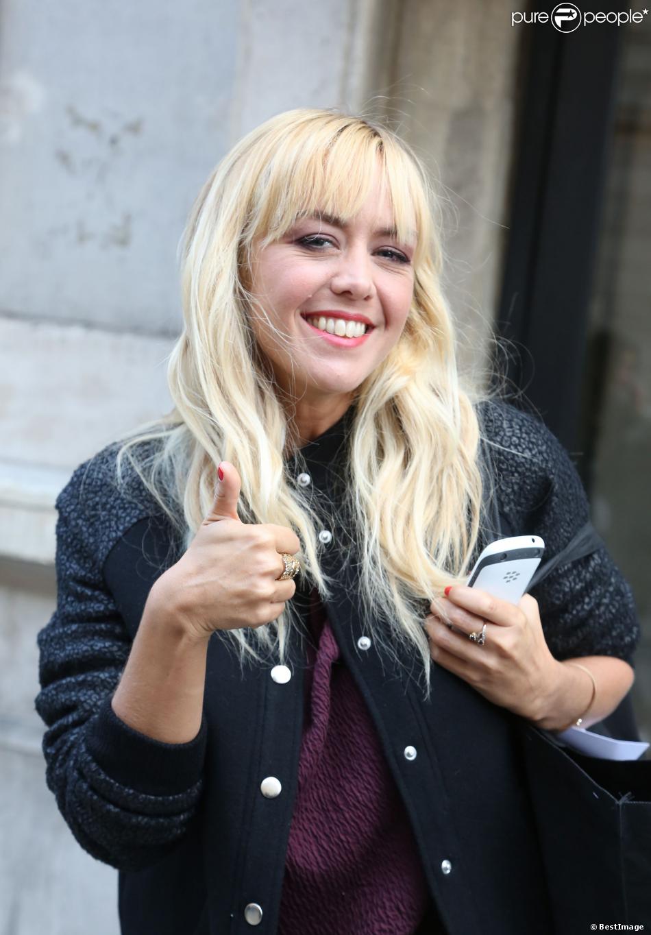 http://static1.purepeople.com/articles/5/13/25/55/@/1315596-exclusif-enora-malagre-people-950x0-2.jpg