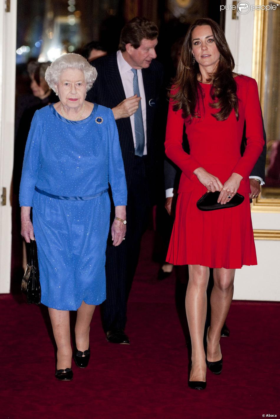 CASA REAL BRITÁNICA - Página 36 1388511-queen-elizabeth-ii-left-and-the-950x0-1