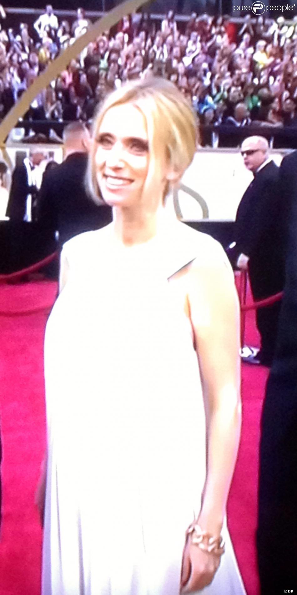 LÃ©a Drucker enceinte sur le tapis rouge des Oscars 2014.