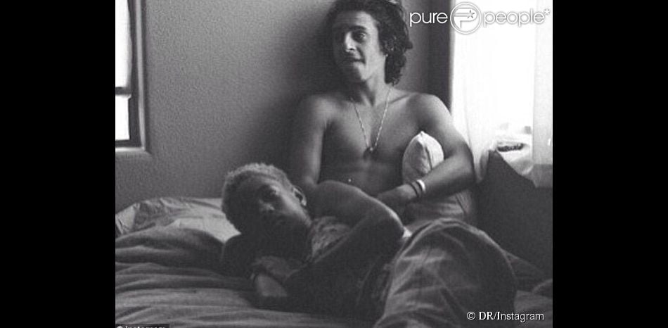 jeune homme nudiste