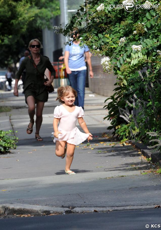 Michelle Williams : Matilda lui fait une belle frayeur !