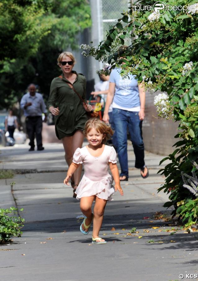 Michelle Williams : Matilda lui fait une belle frayeur !