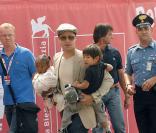 Brad Pitt avec ses enfants Zahara et Pax
