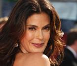 Emmy Awards : Teri Hatcher