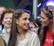 REPORTAGE PHOTOS : Les sublimes Rania de Jordanie et Elle Macpherson, réunies pour la bonne cause ! 