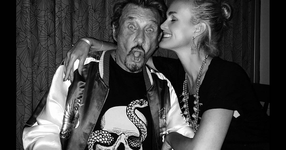 Johnny Hallyday D Voile Laeticia Nue Un Tatouage Et Une Photo Sublimes Purepeople