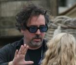 Tim Burton et Mia Wasikowska