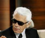 Emission 'Wetten, dass...' : Karl Lagerfeld, Salma Hayek et Sylvie Van ver Vaart