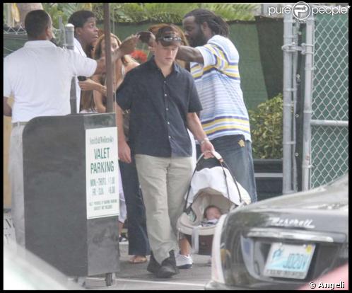 Matt Damon, sortie en famille au restaurant