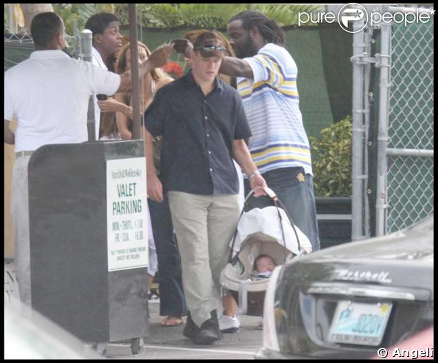 Matt Damon, sortie en famille au restaurant