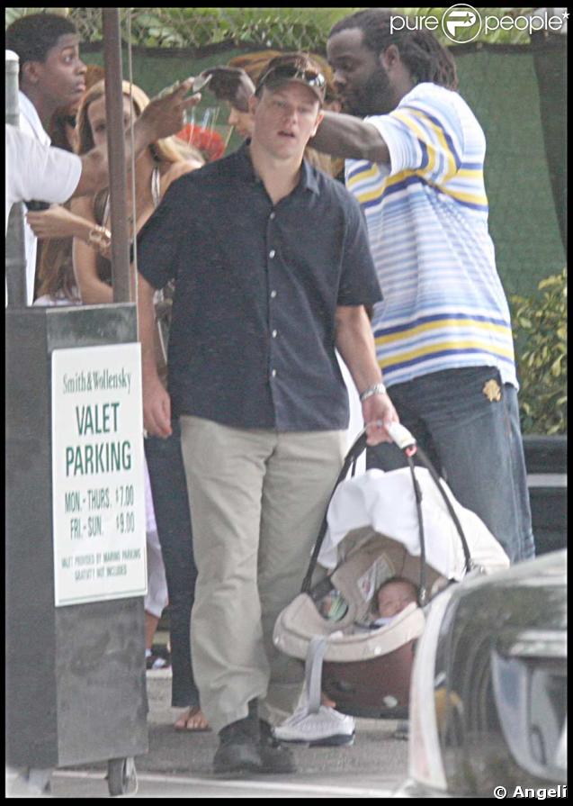 Matt Damon, sortie en famille au restaurant