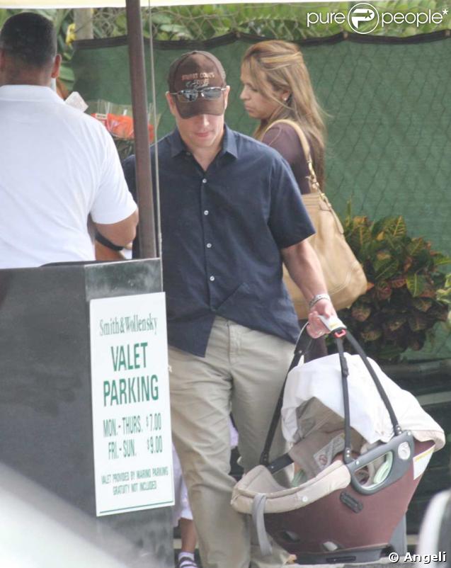 Matt Damon, sortie en famille au restaurant