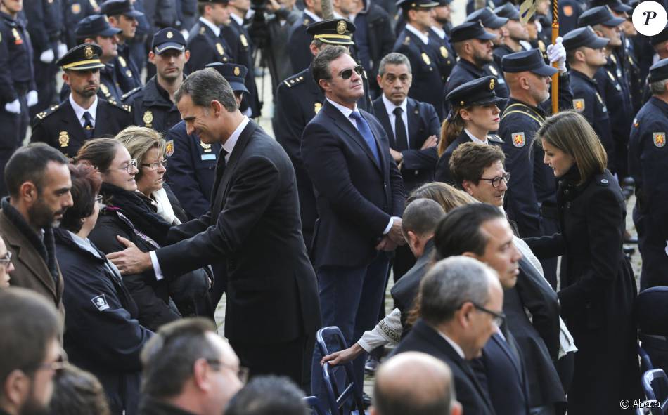 AGENDA DE SM. REYES FELIPE y LETIZIA  - Página 14 2021661-la-reine-letizia-et-le-roi-felipe-vi-950x0-2