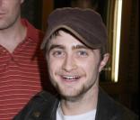 Daniel Radcliffe à la sortie du théâtre à NY