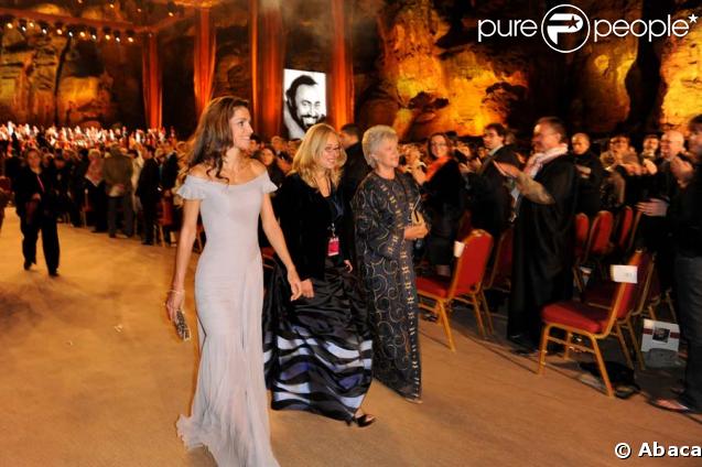 La reine Rania de Jordanie, Nicoletta Mantovani, veuve de Pavarotti et la princesse Muna Al Hussein