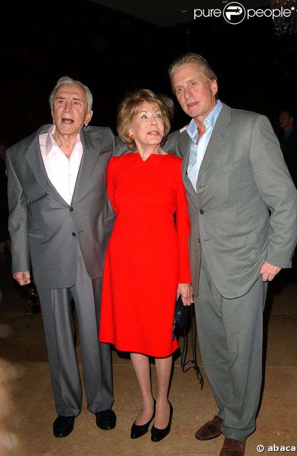 Kirk Douglas sa femme et son fils