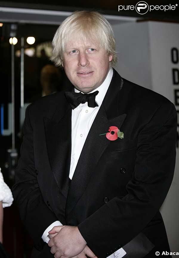 Le maire de Londres Boris Johnson à la première mondiale de James Bond Quantum of Solace !