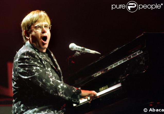 Elton John est le parrain de Brooklyn Beckham, le fils aîné de David Beckham