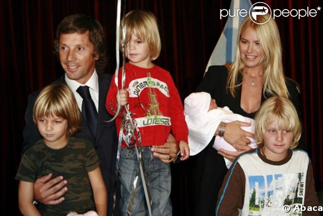 Valeria Mazza, Alejandro Gravier et leurs quatre enfants
