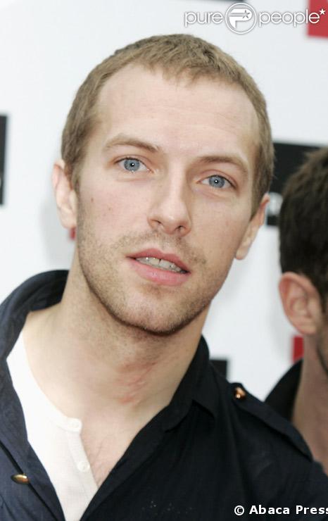 144139-chris-martin-de-coldplay-637x0-1.jpg