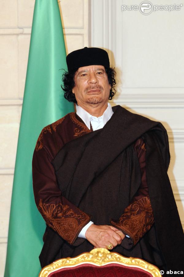 Kadhafi en visite officielle à Paris