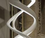 Le sapin de Noël réalisé par Zaha Hadid a rapporté 46 000 euros !