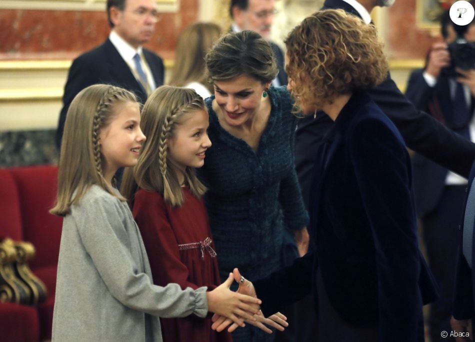 AGENDA DE SM. REYES FELIPE y LETIZIA  - Página 39 2834283-la-princesse-leonor-des-asturies-et-l-in-950x0-2