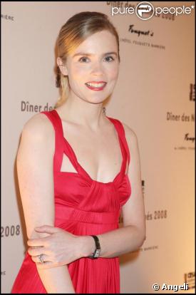 Isabelle Carré lors du dîner des nominés aux Césars au Fouquet's