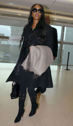 Noami Campbell à l'aéorport de Heathrow.