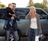 Tori Spelling et Dean McDermott avec leur petit LIam