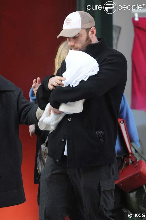 Liev Schreiber, première sortie pour Samuel Kai 