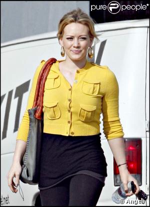 Hilary Duff sort des studios de Culver City