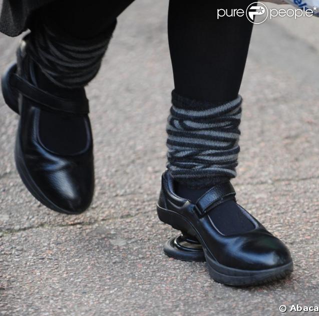 Helena Bonham Carter remporte la palme de la chaussure la plus déjantée ! 