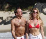 Michael Bolton et Nicolette Sheridan profitent de la grève des scénaristes pour s'octroyer de belles vacances