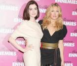 Kate Hudson et Anne Hathaway font la promotion du film  Bride Wars , à Paris. 19/01/09