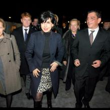 Fidèle à son col roulé noir, Rachida Dati a osé la jupe panthère sur bottes hautes : bravo !<br />