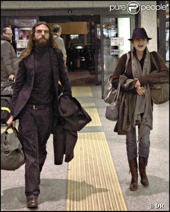Marion Cotillard et le coiffeur John Nollet arrivent en Italie pour le tournage de Nine  