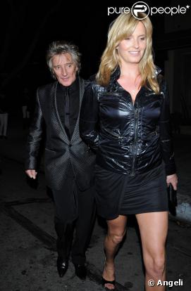 Penny Lancaster promène Rod Stewart