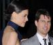 9 février 2008 : Katie opte pour le bleu et le blanc pour accompagner Tom à la cérémonie d'inauguration d'un musée à Los Angeles  