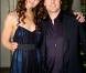 Katie et Tom en pose romantique pour la Première de "La guerre des Mondes" (juin 2005) 