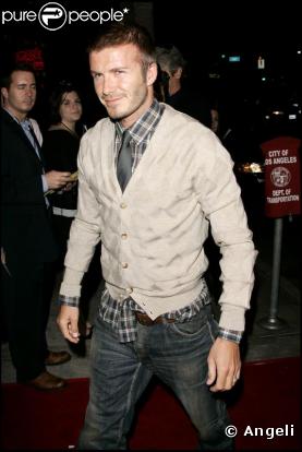 David en premier de la classe, faussement négligé. Rentre ta chemise, David ! Première du film "Lions for Lambs" à Los Angeles (novembre 2007)